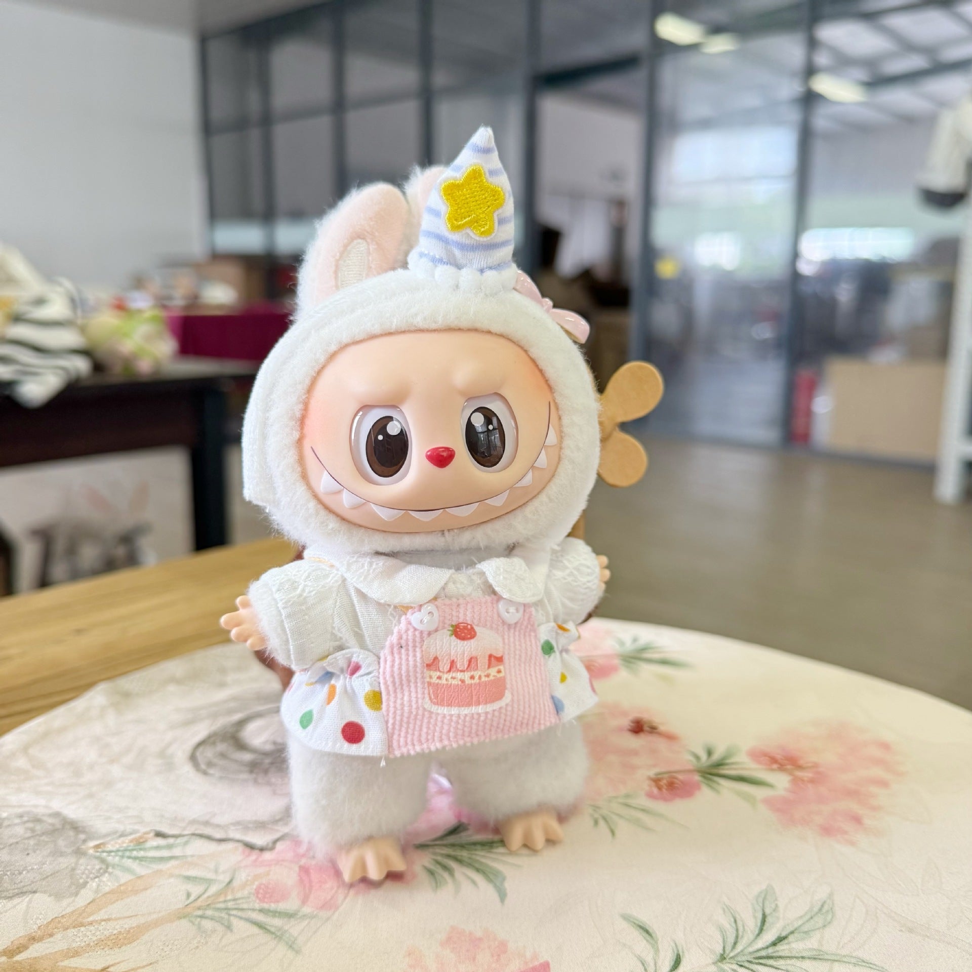 New Popular Labubu Doll Coat 17cm Doll Coat Labubu Clothes Birthday Cake Clothes New for Blind Box