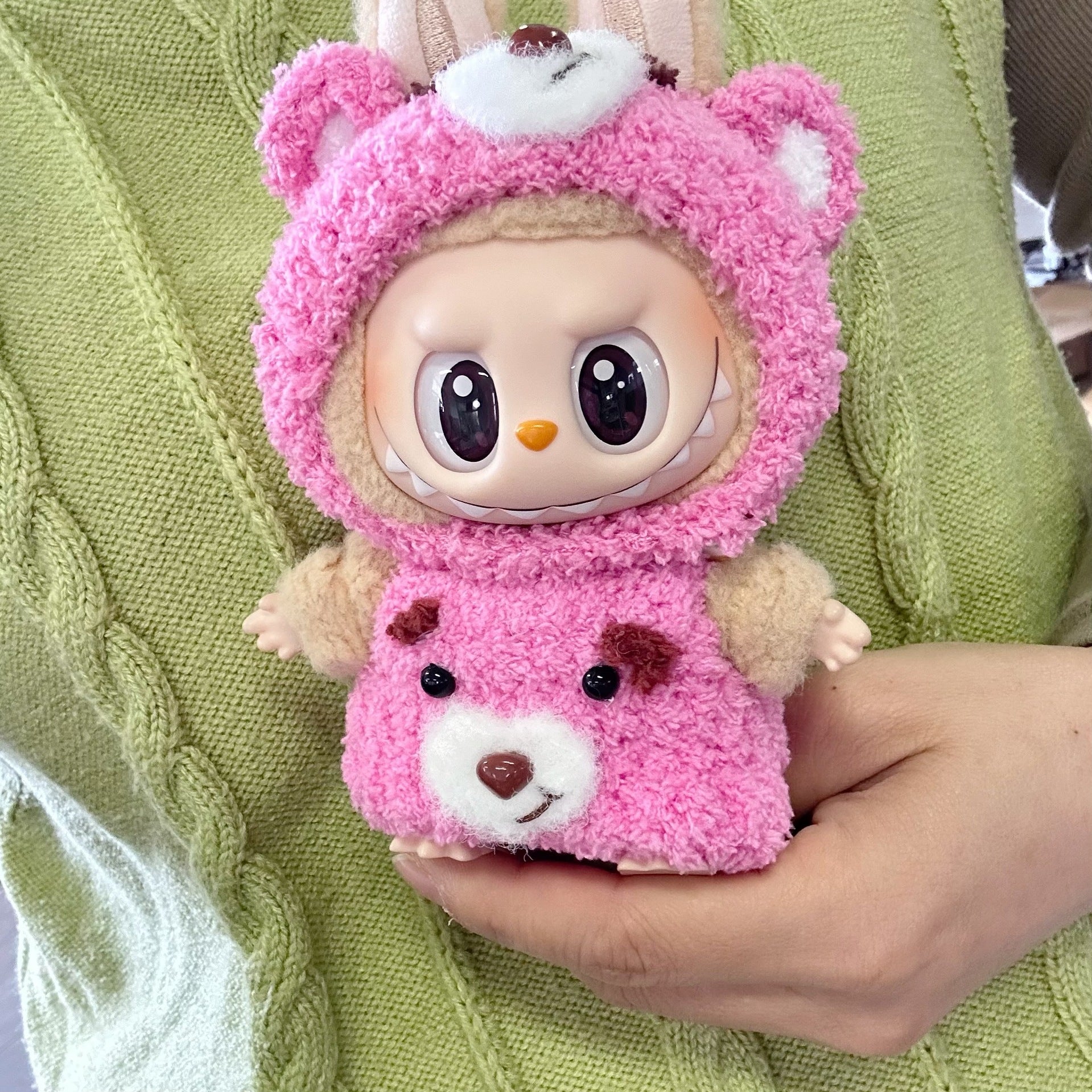 Clothes Only] One or Two Generation Blind Box Labubu Doll Clothes Pendant LABUBU Pure Hand-made Strawberry Bear suit New