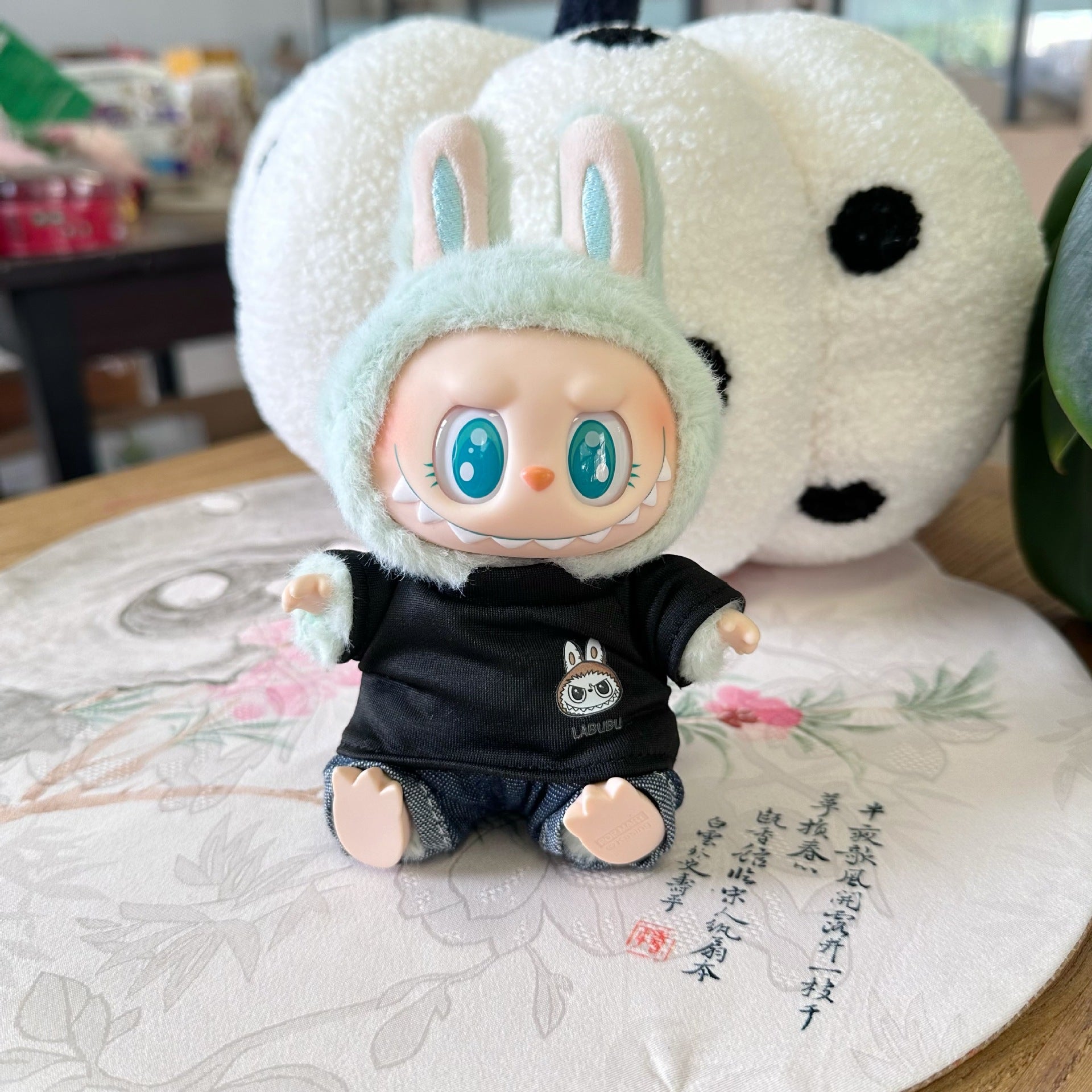 Only clothes] the first and second generation of rabubu doll clothes LABUBU sit at a party and suit for black shirts and glasses