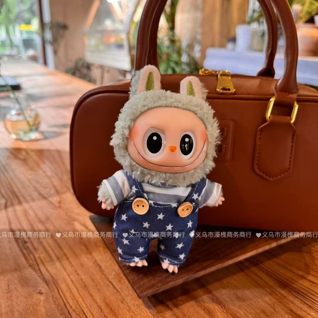 Suitable for cloth strap pants to wear plush toy jeans doll accessories [only for T]]
