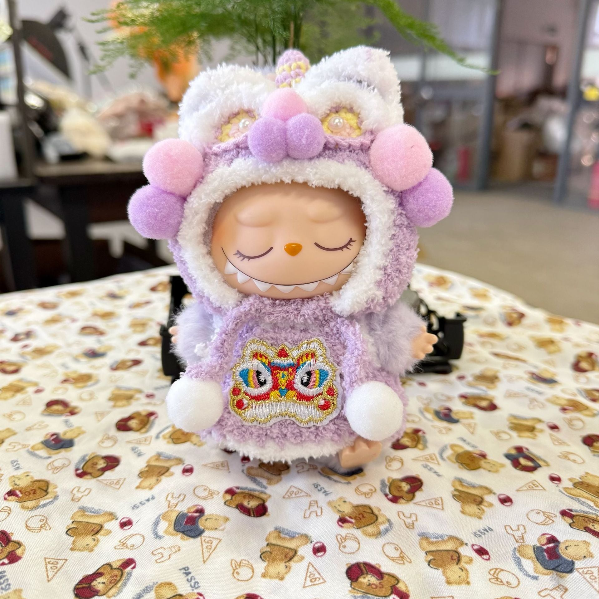 Only clothes] pendant blind box pull cloth new year clothes one or two generation pull cloth happy pure hand lion dance suit