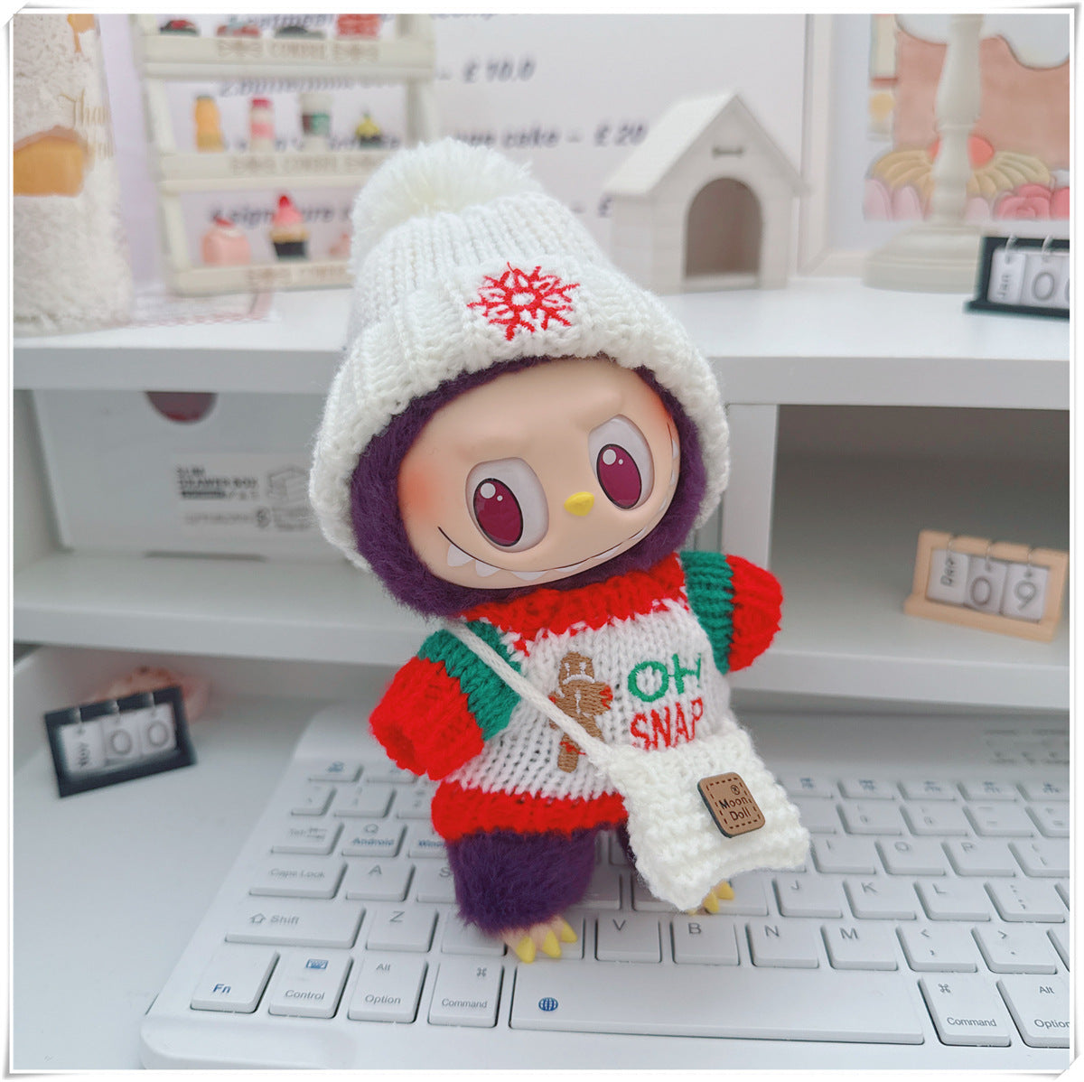 Labubu Doll Christmas Outfit - Snowflake & Gingerbread Man Sweater with Knitted Hat