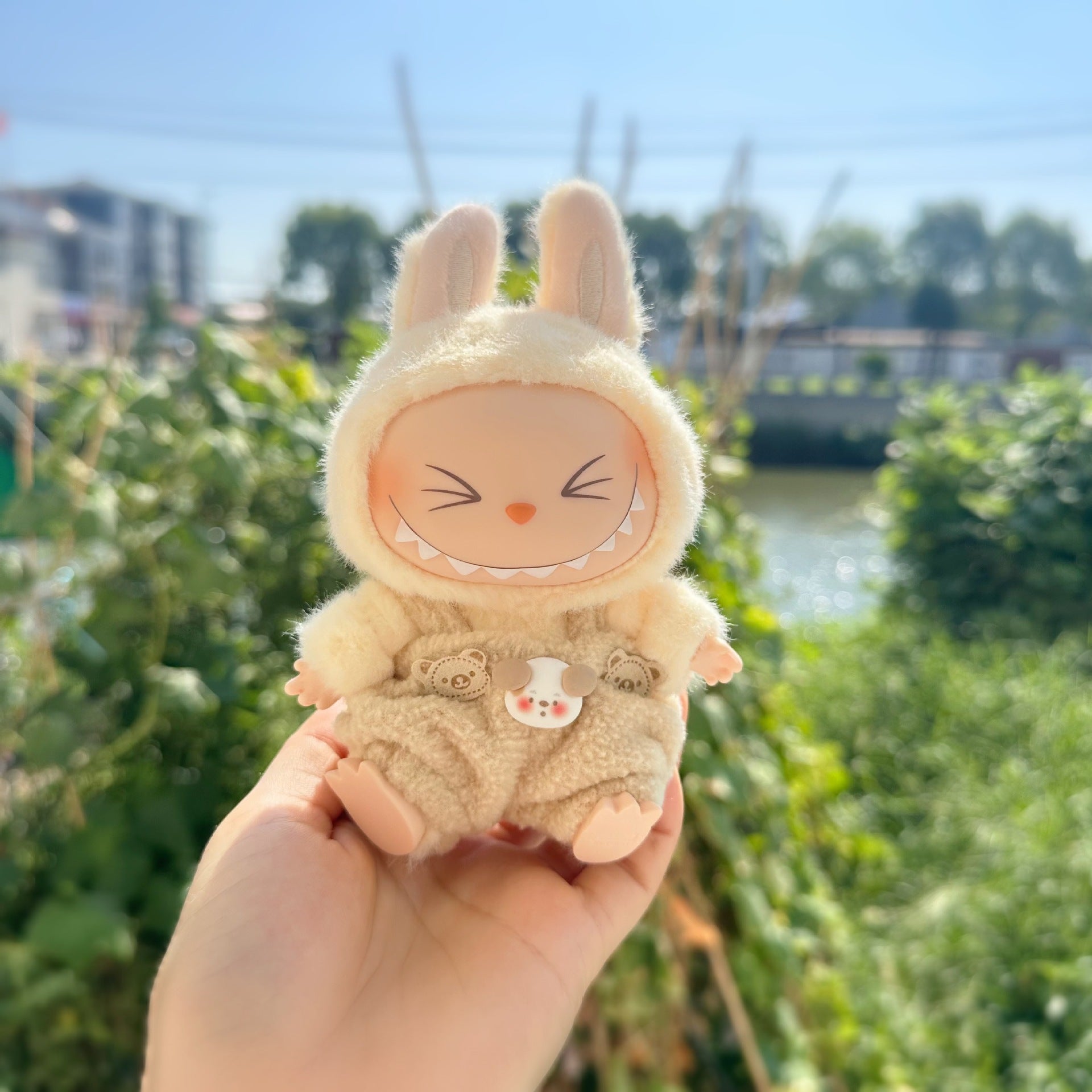 Only clothes] second-generation labubu clothes pendant LABUBU sit party doll biscuit music bear suspenders