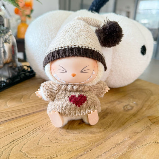 Only clothes] pendant pull cloth cloth for the first and second generation of blind box sit party doll clothes playful hat love sweater