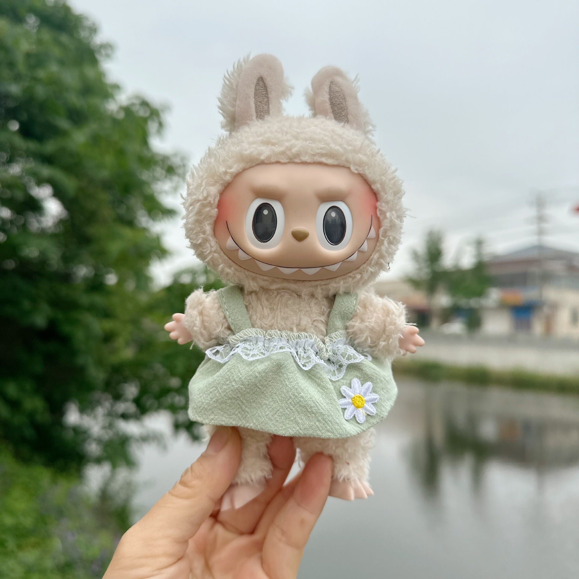 Clothes Only] Bubble Mart 17CM Labu Doll Skirt Keychain LABUBU Strapless Cardigan suit Cute